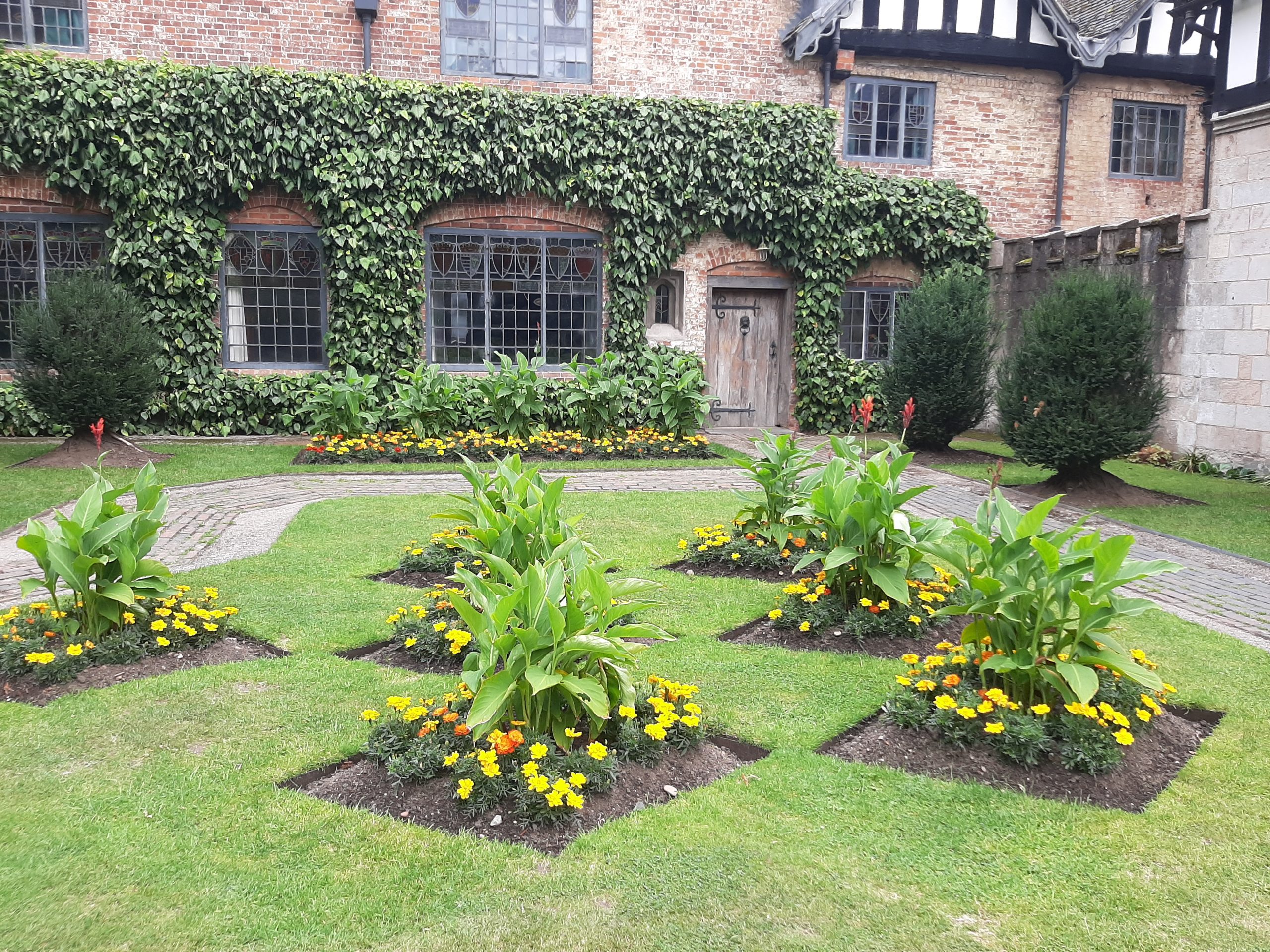 Baddesley Clinton Courtyard 3